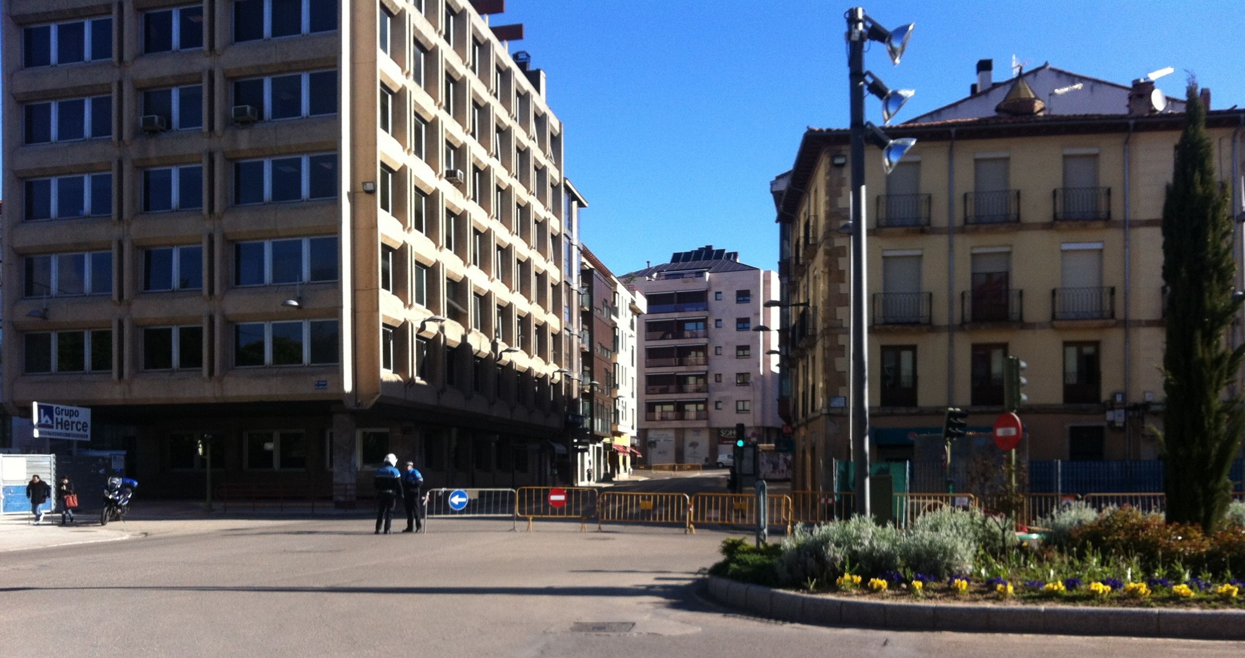 Los autobuses vuelven a su punto de salida tras concluir las obras de la cuarta fase y encarar la última con el cierre del Ferial